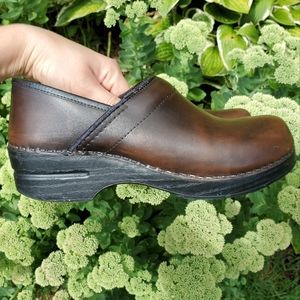 Dansko Clogs, brown, Size 40